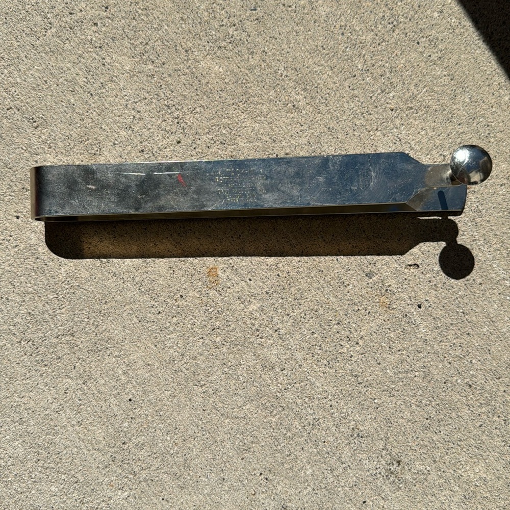 VINTAGE TACK IT PATTERN MARKER
